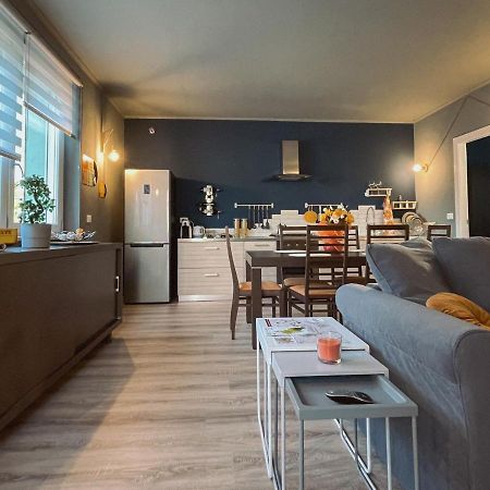 Wellhome Asti Eksteriør bilde